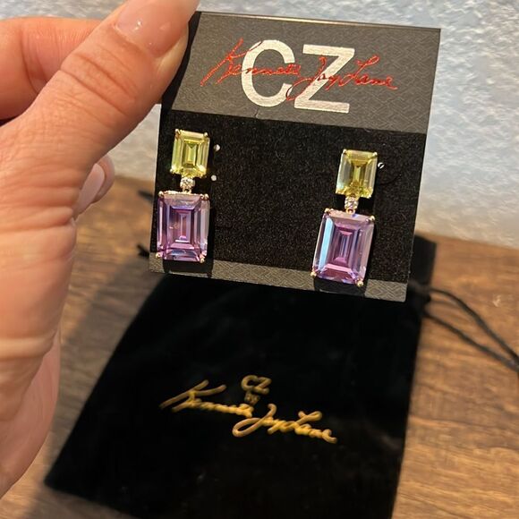 New KENNETH JAY LANE 20 CT Gold Plated Double Emerald Cut Cubic Zirconia… - Picture 5 of 11